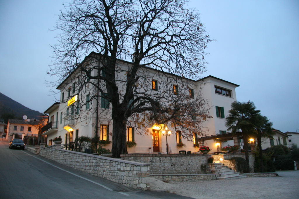 Locanda Alla Posta Borso del Grappa Buitenkant foto